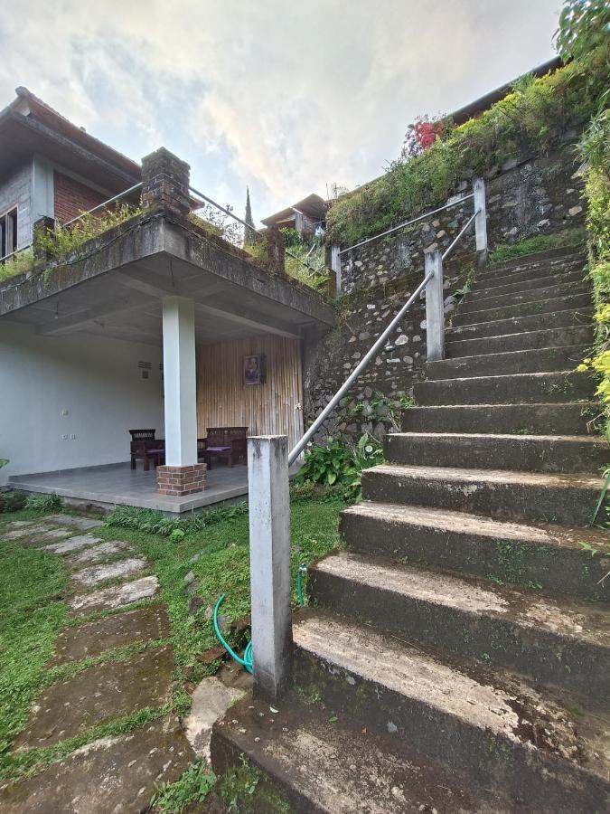 Made Oka Budget Room Munduk  Exterior photo